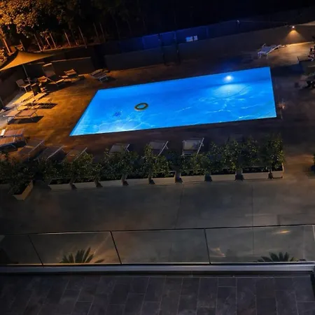 Coast To Coast & Pool Parcheggio E Piscina Vicino Pompei